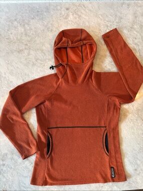 Melanzana, Women’s, Micro Grid Hoodie, Rust, Medium.